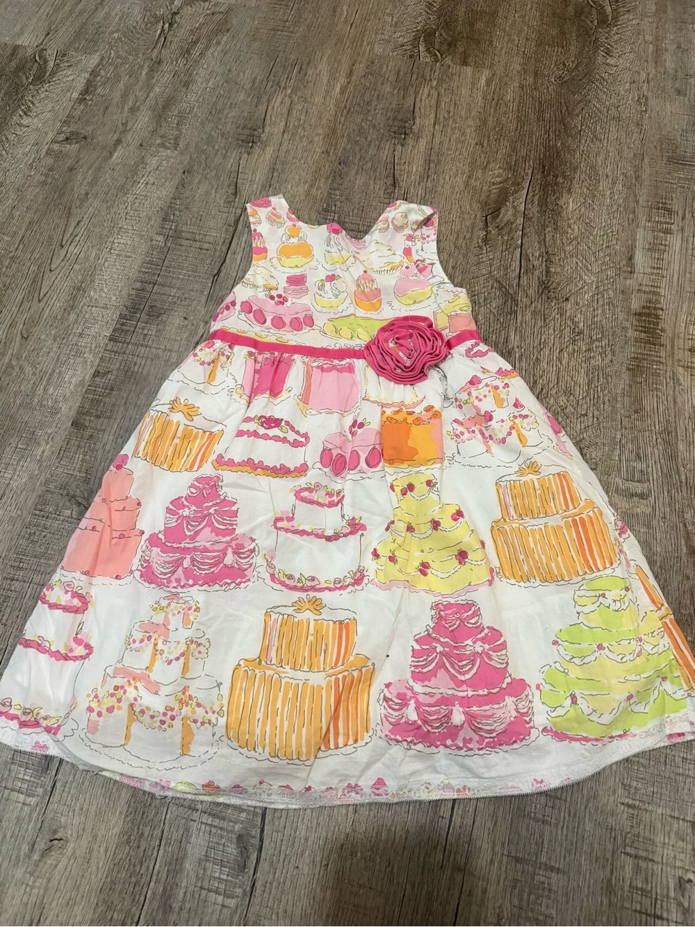 Lilly Pulitzer “Let them eat cake”